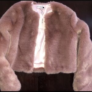 Brand new coat from celebrity brand “House of CB”